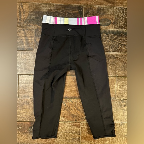 Lululemon Crop Pants Sz 0 - Picture 6 of 6